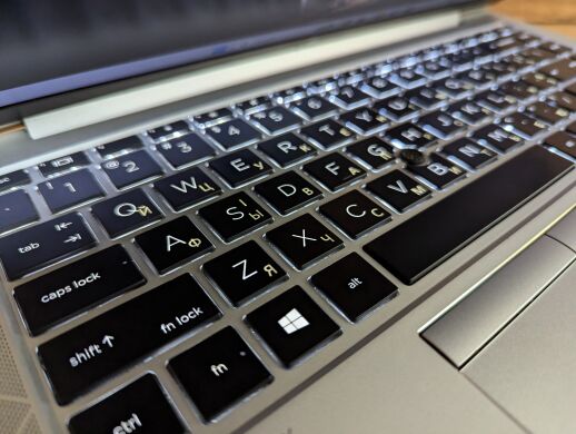 Ультрабук Б-клас HP EliteBook 840 G7 / 14" (1920x1080) IPS / Intel Core i7-10610U (4 (8) ядра по 1.8 - 4.9 GHz) / 16 GB DDR4 / 480 GB SSD / Intel UHD Graphics / WebCam / Fingeprint / Windows 10