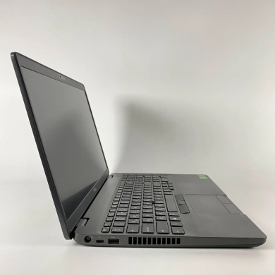 Ультрабук Dell Latitude 5501 / 15.6" (1920x1080) IPS / Intel Core i5-9400H (4 (8) ядра по 2.5 - 4.3 GHz) / 16 GB DDR4 / 256 GB SSD / nVidia GeForce MX150, 2 GB GDDR5, 64-bit / WebCam / SIM