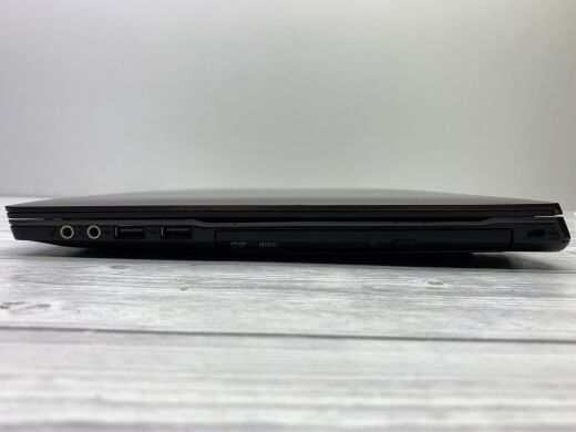 Ноутбук Terra Mobile 1529H / 15.6" (1366x768) TN / Intel Core i5-4210M (2 (4) ядра по 2.6 - 3.2 GHz) / 8 GB DDR3 / 120 GB SSD / Intel HD Graphics 4600 / WebCam / DVD-ROM / Без АКБ