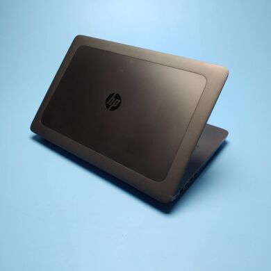 Мобильная рабочая станция Б-класс HP Zbook 17 G4 / 17.3" (1920x1080) IPS / Intel Core i7-7820HQ (4 (8) ядра по 2.9 - 3.9 GHz) / 16 GB DDR4 / 480 GB SSD / nVidia Quadro P3000, 6 GB GDDR5, 192-bit / WebCam / Win 10 Pro