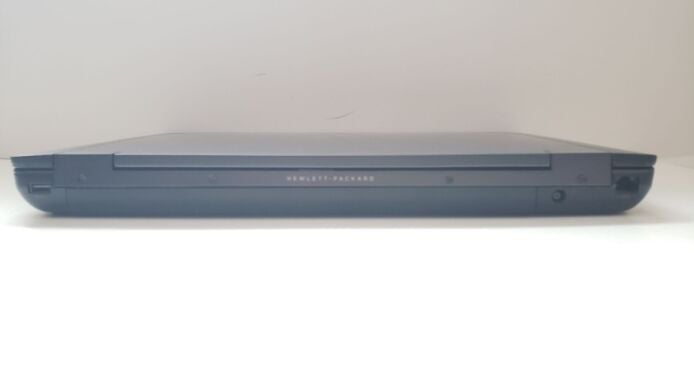 Мобільна робоча станція Б-клас HP ZBook 15 G2 / 15.6" (1920x1080) IPS / Intel Core i7-4800MQ (4 (8) ядра по 2.7 - 3.7 GHz) / 16 GB DDR3 / 500 GB SSD / nVidia Quadro K2100M, 2 GB GDDR5, 128-bit / WebCam / АКБ не тримає