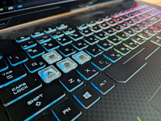 Игровой ноутбук Б-класс Asus ROG Strix GL704G / 17.3" (1920x1080) IPS / Intel Core i7-8750H (6 (12) ядер по 2.2 - 4.1 GHz) / 16 GB DDR4 / 512 GB SSD + 256 GB SSD / nVidia GeForce RTX 2070, 8 GB GDDR6, 256-bit / HDMI / Windows 10 Игровой ноутбук Б-класс Asus ROG Strix GL704G / 17.3" (1920x1080) IPS / Intel Core i7-8750H (6 (12) ядер по 2.2 - 4.1 GHz) / 16 GB DDR4 / 512 GB SSD + 256 GB SSD / nVidia GeForce RTX 2070, 8 GB GDDR6, 256-bit / HDMI / Windows 10