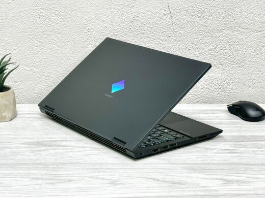 Ігровий ноутбук HP Omen 15-en0013ua / 15.6" (1920x1080) IPS / AMD Ryzen 7 4800H (8 (16) ядер по 2.9 - 4.2 GHz) / 16 GB DDR4 / 512 GB SSD M.2 / nVidia GeForce GTX 1650 Ti, 4 GB GDDR6, 128-bit / WebCam / Win 11 Home