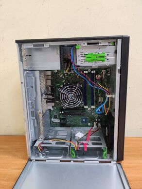 Ігровий ПК Fujitsu Esprimo P757 E90+ Tower / Intel Core i5-6500 (4 ядра по 3.2 - 3.6 GHz) / 16 GB DDR4 / 240 GB SSD M.2 / nVidia GeForce GTX 745, 2 GB DDR3, 128-bit / 280W / HDMI