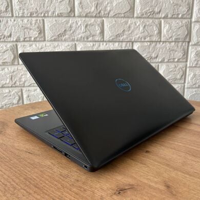 Ігровий ноутбук Б-клас Dell G3 3579 / 15.6" (1920x1080) IPS / Intel Core i5-8300H (4 (8) ядра по 2.3 - 4.0 GHz) / 8 GB DDR4 / 128 GB SSD M.2 + 500 GB HDD / nVidia GeForce GTX 1050 Ti, 4 GB GDDR5, 128-bit / WebCam