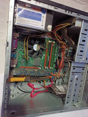 Ігровий ПК Cooler Master Tower / Intel Core 2 Quad Q9400 (4 ядра по 2.6 GHz) / 8 GB DDR3 / 250 GB HDD / nVidia GeForce 8600 GT, 512 MB GDDR3, 128-bit / 400W