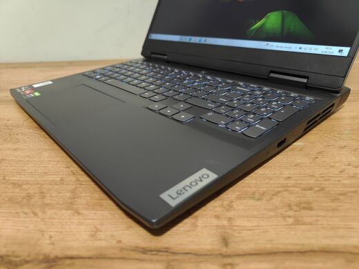 Игровой ноутбук Б-класс Lenovo IdeaPad Gaming 3 15ARH7 / 15.6" (1920x1080) IPS / AMD Ryzen 5 6600H (6 (12) ядер по 3.3 - 4.5 GHz) / 8 GB DDR5 / 256 GB SSD / nVidia GeForce RTX 3050, 4 GB GDDR6, 128-bit / WebCam / Windows 10 Home