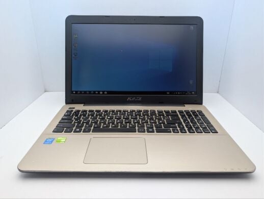 Ноутбук Asus A555L / 15.6" (1600x900) TN / Intel Core i3-4010U (2 (4) ядра по 1.7 GHz) / 8 GB DDR3 / 120 GB SSD / nVidia GeForce 820M, 2 GB GDDR3, 64-bit / WebCam / DVD-ROM