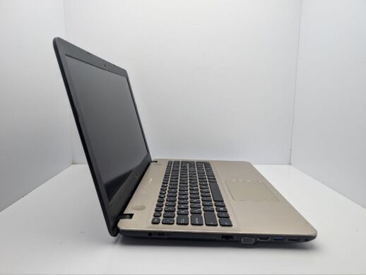 Ноутбук Asus R541N / 15.6" (1920x1080) TN / Intel Pentium N4200 (4 ядра по 2.5 GHz) / 8 GB DDR3 / 500 GB HDD / nVidia GeForce 920MX, 2 GB GDDR3, 64-bit / WebCam