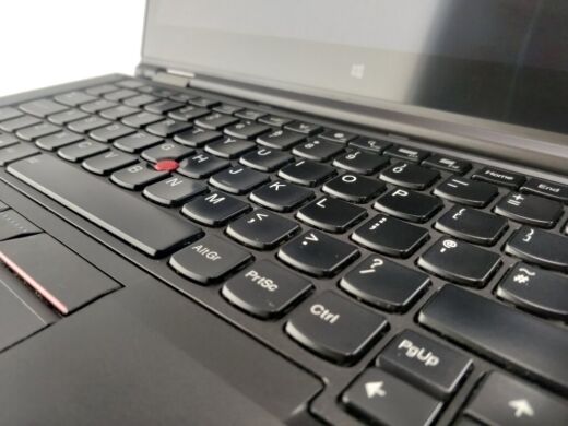 Ноутбук-трансформер Lenovo ThinkPad Yoga 14 / 14" (1920x1080) IPS Touch / Intel Core i7-5500U (2 (4) ядра по 2.4 - 3.0 GHz) / 8 GB DDR4 / 240 GB SSD / nVidia GeForce 840M, 2 GB GDDR3, 64-bit / WebCam