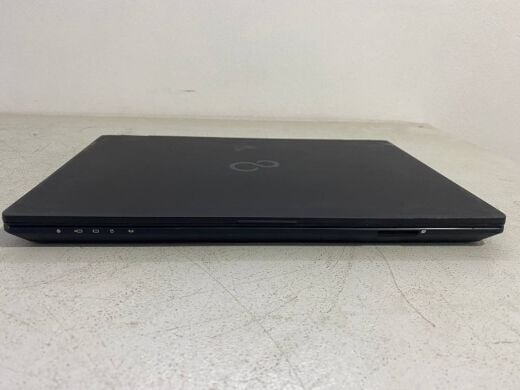 Нетбук Б-класс Fujitsu LifeBook U728 / 12.5" (1920x1080) TN / Intel Core i5-8350U (4 (8) ядра 1.7 - 3.6 GHz) / 8 GB DDR4 / 256 GB SSD / Intel UHD Graphics 620 / WebCam