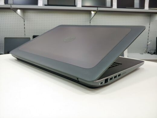 Ноутбук HP ZBook 17 G3 / 17.3" (1600x900) TN / Intel Core i5-6440HQ (4 ядра по 2.6 - 3.5 GHz) / 16 GB DDR4 / 1000 GB HDD / nVidia Quadro M1000M 2 GB / WebCam