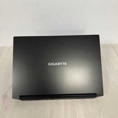 Ігровий ноутбук Б-клас Gigabyte A5 K1 / 15.6" (1920x1080) IPS / AMD Ryzen 5 5600H (6 (12) ядер 3.3 - 4.2 GHz) / 16 GB DDR4 / 512 GB SSD NVMe / nVidia GeForce RTX 3060, 6 GB GDDR6, 192-bit / WebCam