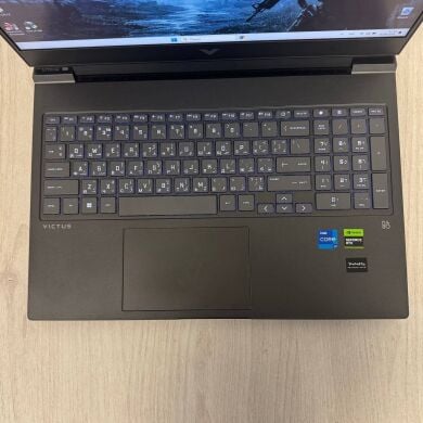 Ігровий ноутбук Б-клас HP Victus 16-r0002ne / 16" (1920x1080) IPS / Intel Core i7-13700H (14 (20) ядер по 2.4 - 5.0 GHz) / 16 GB DDR5 / 512 GB SSD NVMe / nVidia GeForce RTX 4050, 6 GB GDDR6, 96-bit / WebCam