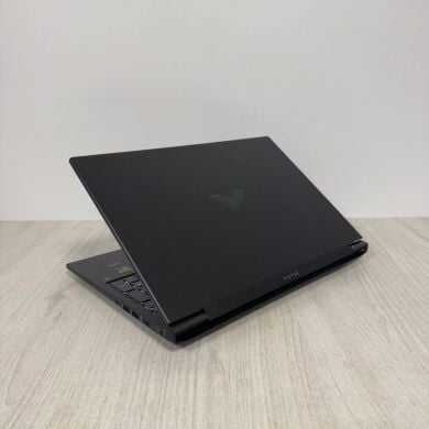 Ігровий ноутбук Б-клас HP Victus 16-r0002ne / 16" (1920x1080) IPS / Intel Core i7-13700H (14 (20) ядер по 2.4 - 5.0 GHz) / 16 GB DDR5 / 512 GB SSD NVMe / nVidia GeForce RTX 4050, 6 GB GDDR6, 96-bit / WebCam