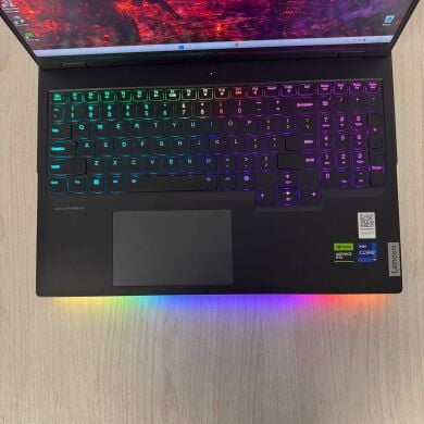 Ігровий ноутбук Б-клас Lenovo Legion Pro 7 16IRX8H / 16" (2560x1600) IPS / Intel Core i9-13900HX (24 (32) ядра по 3.9 - 5.4 GHz) / 16 GB DDR5 / 1000 GB SSD M.2 / nVidia GeForce RTX 4080, 12 GB GDDR6, 192-bit / WebCam Ігровий ноутбук Б-клас Lenovo Legion Pro 7 16IRX8H / 16" (2560x1600) IPS / Intel Core i9-13900HX (24 (32) ядра по 3.9 - 5.4 GHz) / 16 GB DDR5 / 1000 GB SSD M.2 / nVidia GeForce RTX 4080, 12 GB GDDR6, 192-bit / WebCam