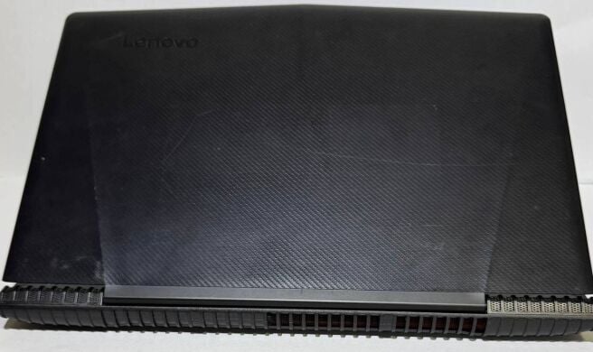 Игровой ноутбук Lenovo Legion Y520 / 15.6" (1920x1080) IPS / Intel Core i7-7700HQ (4 (8) ядра по 2.8 - 3.8 GHz) / 16 GB DDR4 / 256 GB SSD / nVidia GeForce GTX 1060 Max-Q, 6 GB GDDR5, 192-bit / WebCam