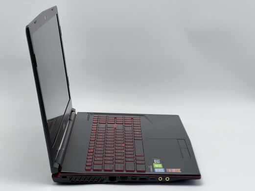 Ігровий ноутбук MSI GL63 8SE-054US / 15.6" (1920x1080) IPS / Intel Core i7-8750H (6 (12) ядер по 2.2 - 4.1 GHz) / 16 GB DDR4 / 480 GB SSD / nVidia GeForce RTX 2060, 6 GB GDDR6, 192-bit / WebCam Ігровий ноутбук MSI GL63 8SE-054US / 15.6" (1920x1080) IPS / Intel Core i7-8750H (6 (12) ядер по 2.2 - 4.1 GHz) / 16 GB DDR4 / 480 GB SSD / nVidia GeForce RTX 2060, 6 GB GDDR6, 192-bit / WebCam
