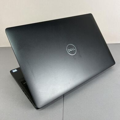 Мобільна робоча станція Б-клас Dell Precision 3540 / 15.6" (1920x1080) IPS / Intel Core i5-8265U (4 (8) ядра по 1.6 - 3.9 GHz) / 16 GB DDR4 / 512 GB SSD / AMD Radeon Pro WX 2100, 2 GB GDDR5, 64-bit / WebCam / HDMI