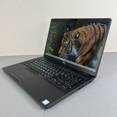 Мобільна робоча станція Б-клас Dell Precision 3540 / 15.6" (1920x1080) IPS / Intel Core i5-8265U (4 (8) ядра по 1.6 - 3.9 GHz) / 16 GB DDR4 / 512 GB SSD / AMD Radeon Pro WX 2100, 2 GB GDDR5, 64-bit / WebCam / HDMI
