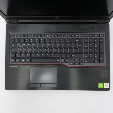 Мобільна робоча станція Fujitsu Celsius H7510 / 15.6" (1920x1080) IPS / Intel Core i7-10850H (6 (12) ядер по 2.7 - 5.1 GHz) / 32 GB DDR4 / 512 GB SSD / nVidia Quadro T1000, 4 GB GDDR6, 128-bit / WebCam / HDMI Мобільна робоча станція Fujitsu Celsius H7510 / 15.6" (1920x1080) IPS / Intel Core i7-10850H (6 (12) ядер по 2.7 - 5.1 GHz) / 32 GB DDR4 / 512 GB SSD / nVidia Quadro T1000, 4 GB GDDR6, 128-bit / WebCam / HDMI