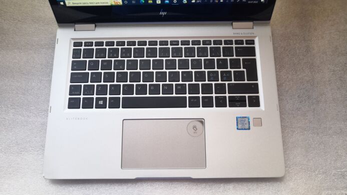 Ноутбук-трансформер Б-класс HP EliteBook X360 1030 G2 / 13.3" (1920x1080) IPS Touch / Intel Core i5-7200U (2 (4) ядра по 2.5 - 3.1 GHz) / 8 GB DDR4 / 256 GB SSD / Intel HD Graphics 620 / WebCam
