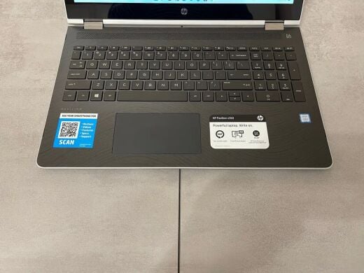 Ноутбук-трансформер HP Pavilion x360 15-br0xx / 15.6" (1366x768) TN Touch / Intel Core i3-7100U (2 (4) ядра по 2.4 GHz) / 8 GB DDR4 / 256 GB SSD / Intel HD Graphics 620 / WebCam / HDMI Ноутбук-трансформер HP Pavilion x360 15-br0xx / 15.6" (1366x768) TN Touch / Intel Core i3-7100U (2 (4) ядра по 2.4 GHz) / 8 GB DDR4 / 256 GB SSD / Intel HD Graphics 620 / WebCam / HDMI