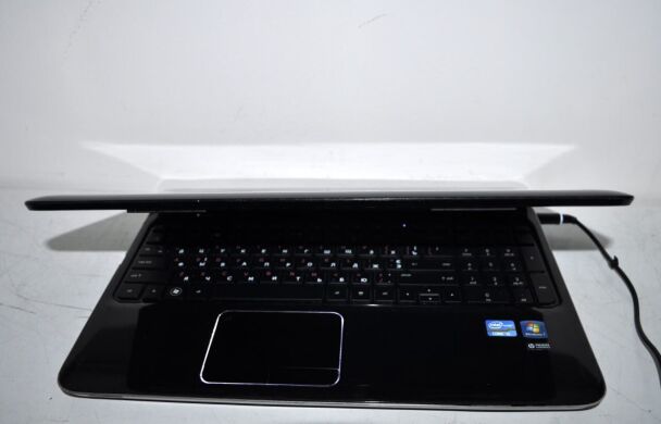 Ноутбук Б-клас HP Pavilion DV6-6C54NR / 15.6" (1366x768) TN / Intel Core i5-2450M (2 (4) ядра по 2.5 - 3.1 GHz) / 4 GB DDR3 / 120 GB SSD NEW / Intel HD Graphics 3000 / WebCam / АКБ не тримає&nbsp;заряд