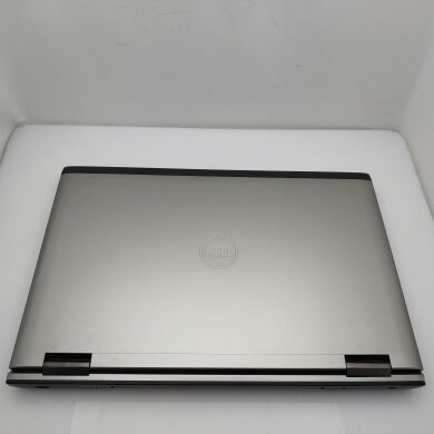 Ноутбук Dell Vostro 3750 / 17.3" (1600x900) TN / Intel Core i3-2310M (2 (4) ядра по 2.1 GHz) / 4 GB DDR3 / 240 GB SSD / WebCam / DVD-ROM / USB 3.0 / HDMI / Fingerprint