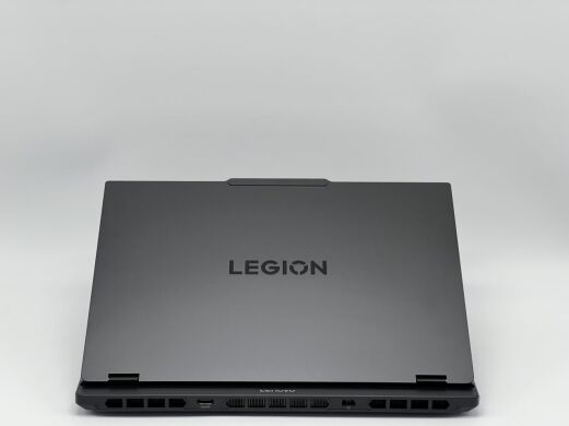 Новый игровой ноутбук Lenovo Legion 5 15IRX10 / 15.1" (2560x1600) OLED / Intel Core i7-13650HX (14 (20) ядер по 2.6 - 4.9 GHz) / 32 GB DDR5 / 960 GB SSD / nVidia GeForce RTX 5070, 8 GB GDDR7, 128-bit / WebCam Новый игровой ноутбук Lenovo Legion 5 15IRX10 / 15.1" (2560x1600) OLED / Intel Core i7-13650HX (14 (20) ядер по 2.6 - 4.9 GHz) / 32 GB DDR5 / 960 GB SSD / nVidia GeForce RTX 5070, 8 GB GDDR7, 128-bit / WebCam