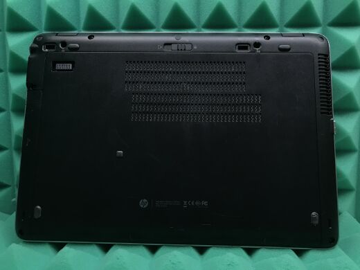 Ультрабук Б-клас HP EliteBook 840 G2 / 14" (1920x1080) IPS / Intel Core i7-5600U (2 (4) ядра по 2.6 -3.2 GHz) / 8 GB DDR3 / 128 GB SSD / Intel HD Graphics 5500 / Fingerprint / DisplayPort