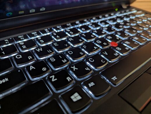 Ультрабук Lenovo ThinkPad x1 Carbon / 14" (1920x1080) IPS / Intel Core i5-6200U (2 (4) ядра по 2.3 - 2.8 GHz) / 8 GB DDR3 / 512 GB SSD / Intel HD Graphics 520 / WebCam / Fingerprint / Windows 10 Ультрабук Lenovo ThinkPad x1 Carbon / 14" (1920x1080) IPS / Intel Core i5-6200U (2 (4) ядра по 2.3 - 2.8 GHz) / 8 GB DDR3 / 512 GB SSD / Intel HD Graphics 520 / WebCam / Fingerprint / Windows 10