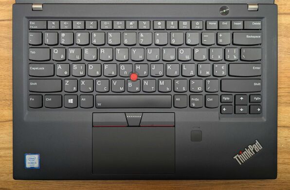 Ультрабук Lenovo ThinkPad x1 Carbon / 14" (1920x1080) IPS / Intel Core i5-6200U (2 (4) ядра по 2.3 - 2.8 GHz) / 8 GB DDR3 / 512 GB SSD / Intel HD Graphics 520 / WebCam / Fingerprint / Windows 10 Ультрабук Lenovo ThinkPad x1 Carbon / 14" (1920x1080) IPS / Intel Core i5-6200U (2 (4) ядра по 2.3 - 2.8 GHz) / 8 GB DDR3 / 512 GB SSD / Intel HD Graphics 520 / WebCam / Fingerprint / Windows 10
