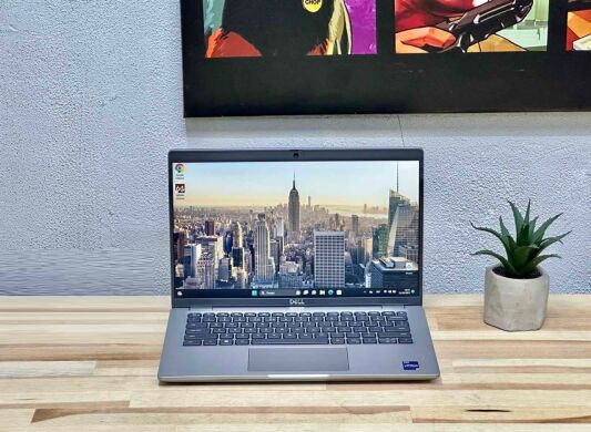 Ультрабук Dell Latitude 5440 / 14" (1920x1200) IPS / Intel Core i5-1245U (10 (12) ядер по 3.3 - 4.4 GHz) / 16 GB DDR4 / 256 GB SSD M.2 / Intel Iris Xe Graphics / WebCam / Win 11 Pro