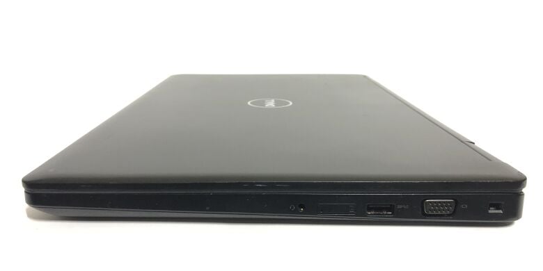 Мобільна робоча станція Б-клас Dell Precision 3520 / 15.6" (1920x1080) IPS / Intel Core i7-6820HQ (4 (8) ядра по 2.7 - 3.6 GHz) / 16 GB DDR4 / 256 GB SSD / nVidia Quadro M620, 2 GB GDDR5, 128-bit / WebCam / Win 10 Pro Мобільна робоча станція Б-клас Dell Precision 3520 / 15.6" (1920x1080) IPS / Intel Core i7-6820HQ (4 (8) ядра по 2.7 - 3.6 GHz) / 16 GB DDR4 / 256 GB SSD / nVidia Quadro M620, 2 GB GDDR5, 128-bit / WebCam / Win 10 Pro