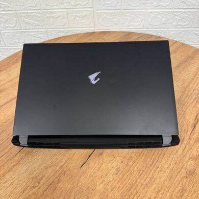 Ігровий ноутбук Б-клас Gigabyte Aorus 15P YD / 15.6" (1920x1080) IPS / Intel Core i7-11800H (8 (16) ядер по 2.3 - 4.6 GHz) / 16 GB DDR4 / 512 GB SSD / nVidia GeForce RTX 3080, 16 GB GDDR6, 256-bit / WebCam