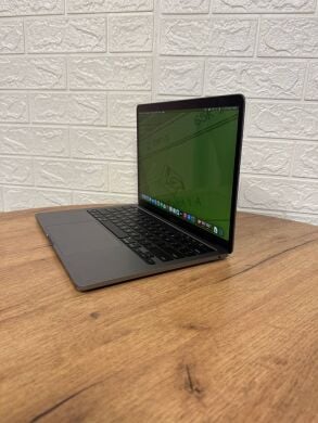 Ультрабук Apple MacBook Pro 13 A2338 2020 / 13.3" (2560x1600) IPS / Apple M1 (8 ядер по 3.2 GHz) / 8 GB DDR4 / 256 GB SSD / Apple M1 Graphics / WebCam / MacOS