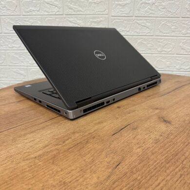 Мобильная рабочая станция Б-класс Dell Precision 7740 / 17.3" (1920x1080) IPS / Intel Core i9-9980HK (8 (16) ядра по 2.4 - 5.0 GHz) / 16 GB DDR4 / 512 GB SSD NVMe / AMD Radeon Pro WX 3200, 4 GB GDDR5, 128-bit / WebCam