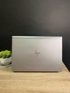 Мобільна робоча станція Б-клас HP ZBook 15 G5 / 15.6'' (1920x1080) IPS / Intel Core i7-8850H (6 (12) ядра по 2.6 - 3.4 GHz) / 16 GB DDR4 / 256 GB SSD M.2 / nVidia Quadro P1000, 4 GB GDDR5, 128-bit / WebCam / Win 10 Мобільна робоча станція Б-клас HP ZBook 15 G5 / 15.6'' (1920x1080) IPS / Intel Core i7-8850H (6 (12) ядра по 2.6 - 3.4 GHz) / 16 GB DDR4 / 256 GB SSD M.2 / nVidia Quadro P1000, 4 GB GDDR5, 128-bit / WebCam / Win 10