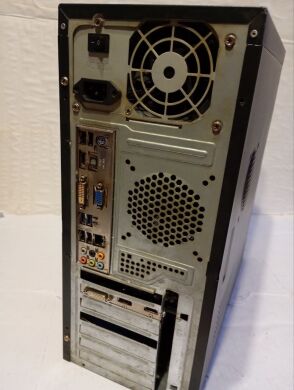 ПК Asus Tower / AMD Athlon II X4 640 (4 ядра по 3.0 GHz) / 8 GB DDR3 / 250 GB HDD / AMD Radeon HD 6670, 1 GB GDDR5, 128-bit / DVD-ROM / 400W