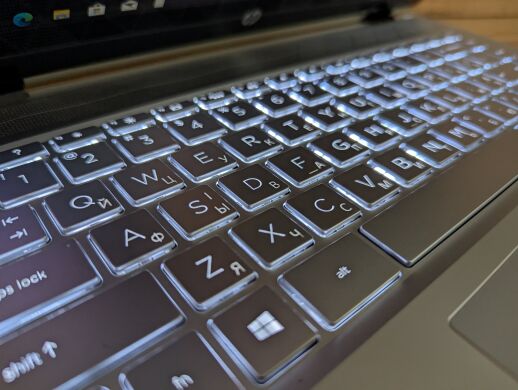 Ноутбук-трансформер Б-клас HP Pavilion x360 14m-cd0003dx / 14" (1920x1080) IPS Touch / Intel Core i5-8250U (4 (8) ядра по 1.6 - 3.4 GHz) / 16 GB DDR4 / 480 GB SSD / Intel HD Graphics 620 / WebCam / Windows 10