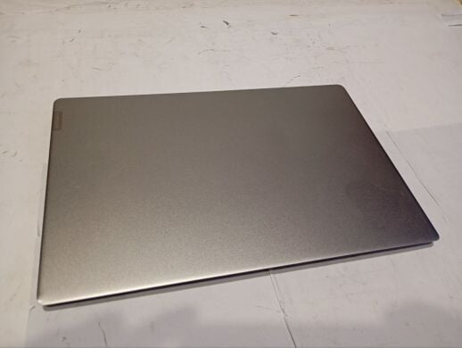 Ноутбук Б-класс Lenovo IdeaPad 330s / 15.6&rsquo;&rsquo; (1920x1080) IPS / Intel Core i7-8550U (4 (8) ядра по 1.8 - 4.0 GHz) / 8 GB DDR4 / 256 GB SSD / Intel UHD Graphics 620 / WebCam