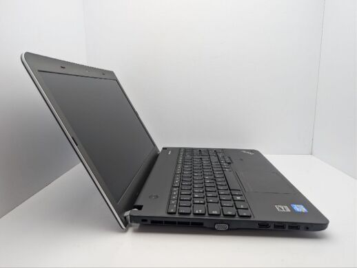 Ноутбук Lenovo ThinkPad E531 / 15.6'' (1366x768) TN / Intel Core i3-3120M (2 (4) ядра по 2.5 GHz) / 6 GB DDR3 / 1000 GB HDD / Intel HD Graphics 4000 / WebCam / DVD-ROM Ноутбук Lenovo ThinkPad E531 / 15.6'' (1366x768) TN / Intel Core i3-3120M (2 (4) ядра по 2.5 GHz) / 6 GB DDR3 / 1000 GB HDD / Intel HD Graphics 4000 / WebCam / DVD-ROM