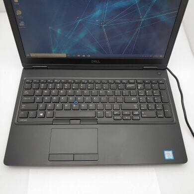Ноутбук Dell Latitude 5580 / 15.6" (1366х768) TN / Intel Core i5-6440HQ (4 ядра по 2.6 - 3.5 GHz) / 8 GB DDR4 / 256 GB SSD / WebCam / HDMI