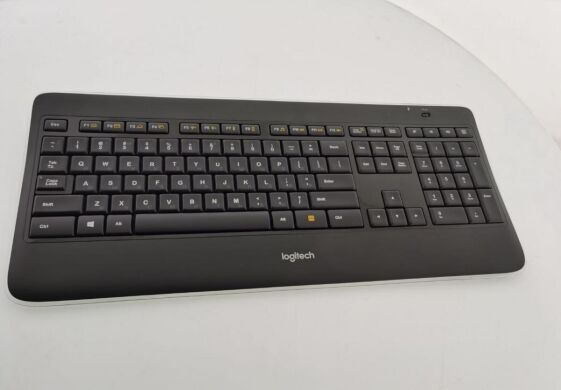 Бездротова клавіатура Logitech K800 Wireless Illuminated / повнорозмірна / чорна / підсвічування клавіш