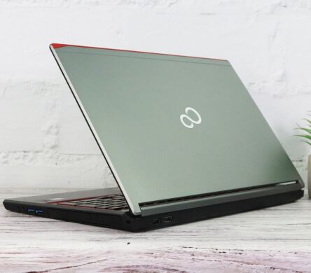 Ноутбук Fujitsu LifeBook E756 / 15.6" (1366x768) TN / Intel Core i5-6200U (2 (4) ядра по 2.3 - 2.8 GHz) / 8 GB DDR4 / 240 GB SSD / Intel HD Graphics 520 / WebCam / Win 10 Pro