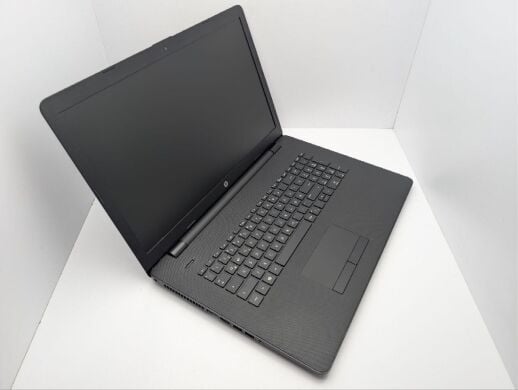 Ноутбук HP 17-bs036ng / 17.3" (1600x900) TN / AMD E2-9000e (2 ядра по 1.5 - 2.0 GHz) / 8 GB DDR4 / 120 GB SSD / AMD Radeon R2 Graphics / WebCam / DVD-ROM Ноутбук HP 17-bs036ng / 17.3" (1600x900) TN / AMD E2-9000e (2 ядра по 1.5 - 2.0 GHz) / 8 GB DDR4 / 120 GB SSD / AMD Radeon R2 Graphics / WebCam / DVD-ROM