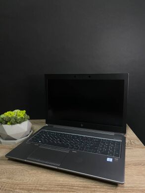 Мобільна робоча станція Б-клас HP ZBook 15 G5 / 15.6'' (1920x1080) IPS / Intel Core i7-8850H (6 (12) ядра по 2.6 - 3.4 GHz) / 16 GB DDR4 / 256 GB SSD M.2 / nVidia Quadro P1000, 4 GB GDDR5, 128-bit / WebCam / Win 10 Мобільна робоча станція Б-клас HP ZBook 15 G5 / 15.6'' (1920x1080) IPS / Intel Core i7-8850H (6 (12) ядра по 2.6 - 3.4 GHz) / 16 GB DDR4 / 256 GB SSD M.2 / nVidia Quadro P1000, 4 GB GDDR5, 128-bit / WebCam / Win 10
