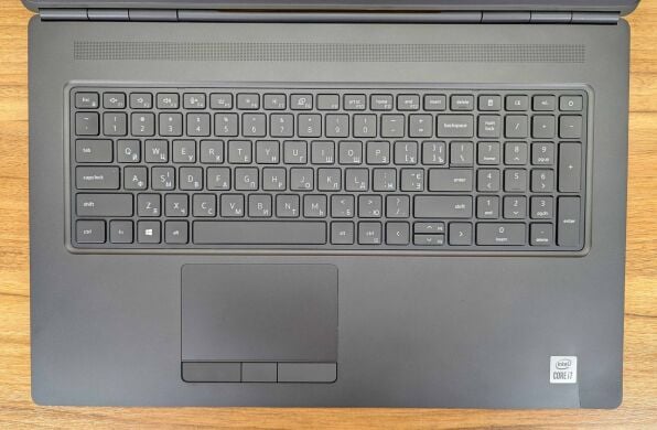 Мобильная рабочая станция Б-класс Dell Precision 7750 / 17.3" (1920x1080) IPS / Intel Core i7-10850H (6 (12) ядер по 2.7 - 5.1 GHz) / 32 GB DDR4 / 512 GB SSD / nVidia Quadro RTX 5000, 16 GB GDDR6, 256-bit / WebCam / Windows 10