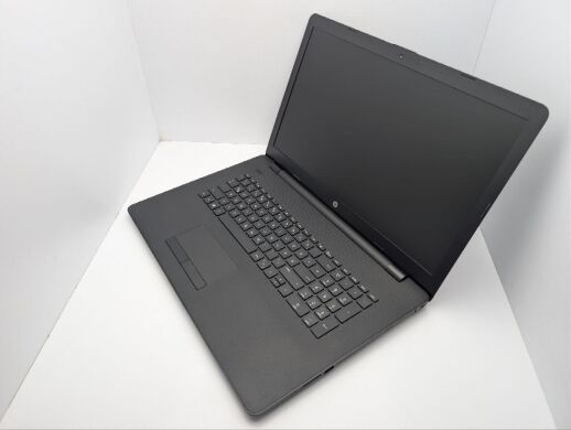 Ноутбук HP 17-bs036ng / 17.3" (1600x900) TN / AMD E2-9000e (2 ядра по 1.5 - 2.0 GHz) / 8 GB DDR4 / 120 GB SSD / AMD Radeon R2 Graphics / WebCam / DVD-ROM Ноутбук HP 17-bs036ng / 17.3" (1600x900) TN / AMD E2-9000e (2 ядра по 1.5 - 2.0 GHz) / 8 GB DDR4 / 120 GB SSD / AMD Radeon R2 Graphics / WebCam / DVD-ROM